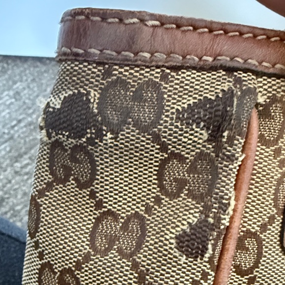 Gucci Brown GG Canvas Tote - Picture 4 of 15